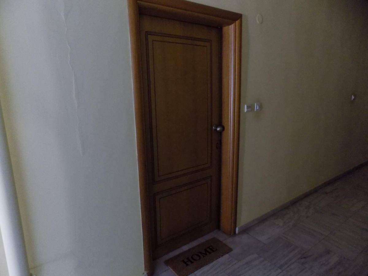 George'S Apartment In Volos Area Exterior foto